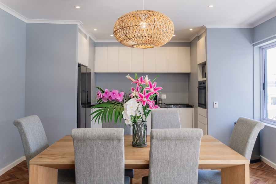 To Let 3 Bedroom Property for Rent in Sea Point Western Cape